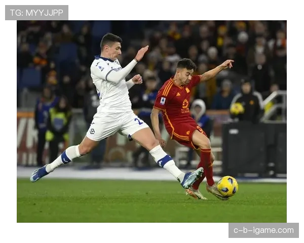 乌迪内斯明星球员闪耀赛场,助球队逆转取胜状态回升 乌迪内斯明星球员闪耀赛场,助球队逆转取胜状态回升